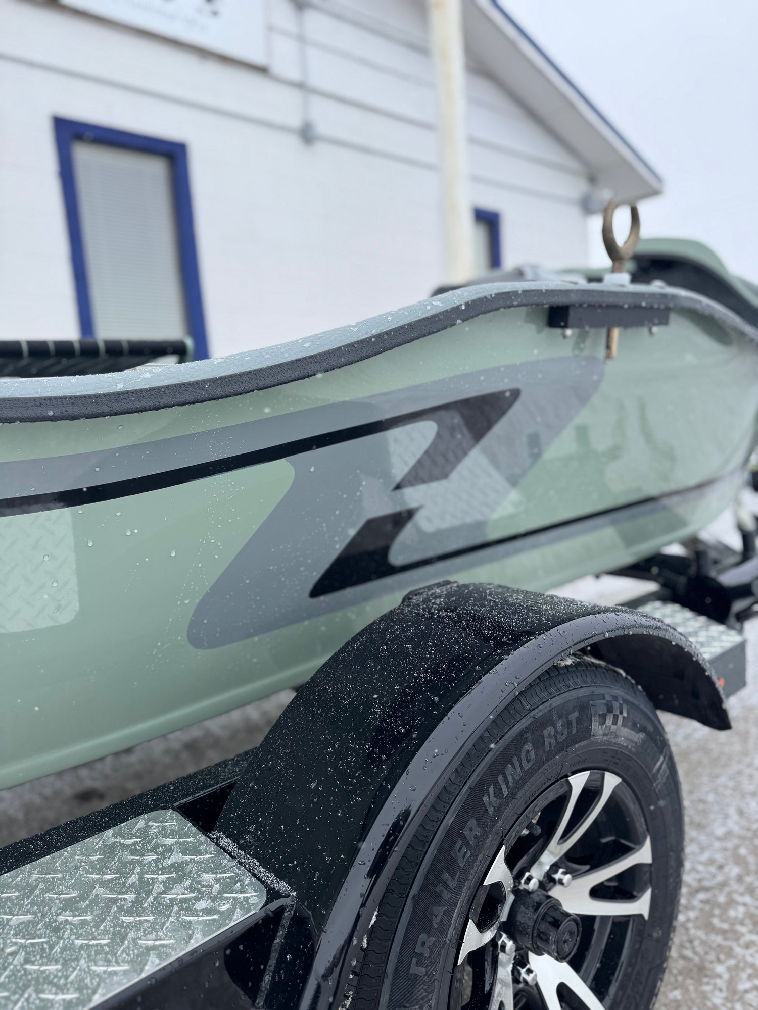 TRAILER PARTS & ACCESSORIES